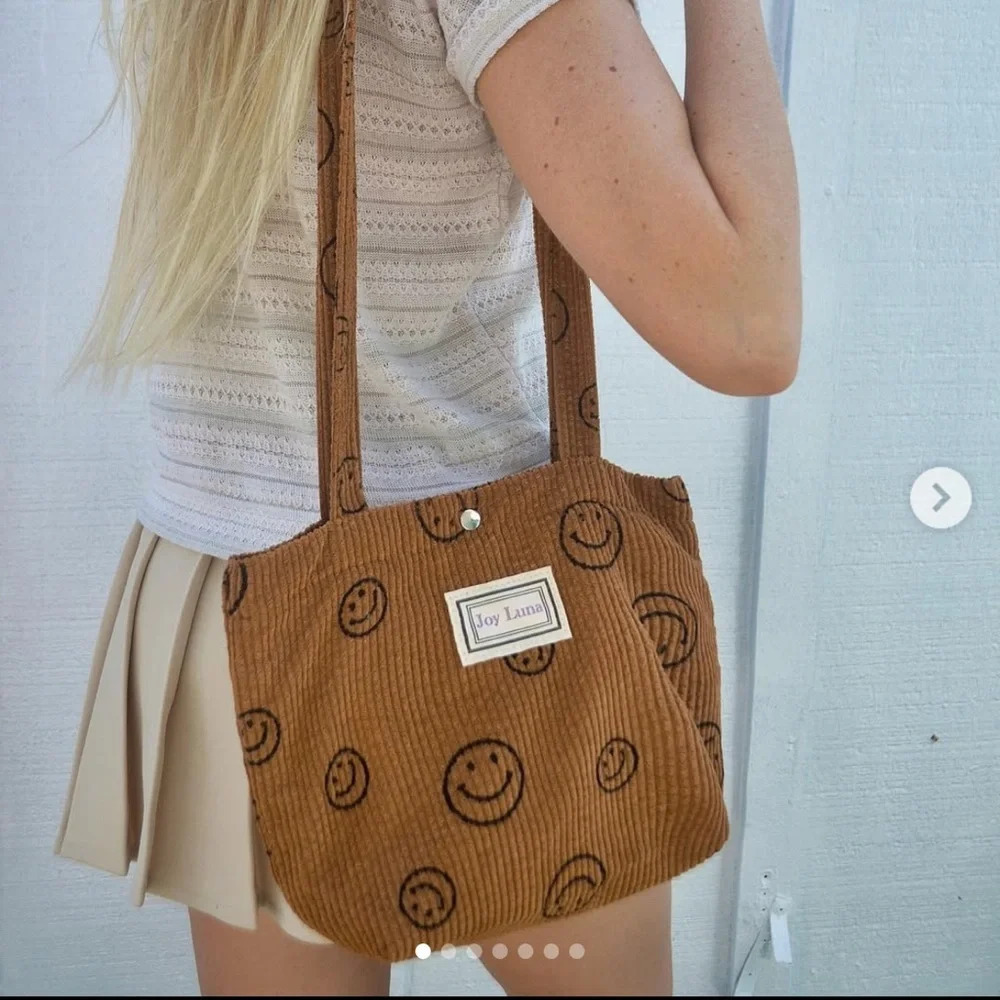 Joy Luna Purse